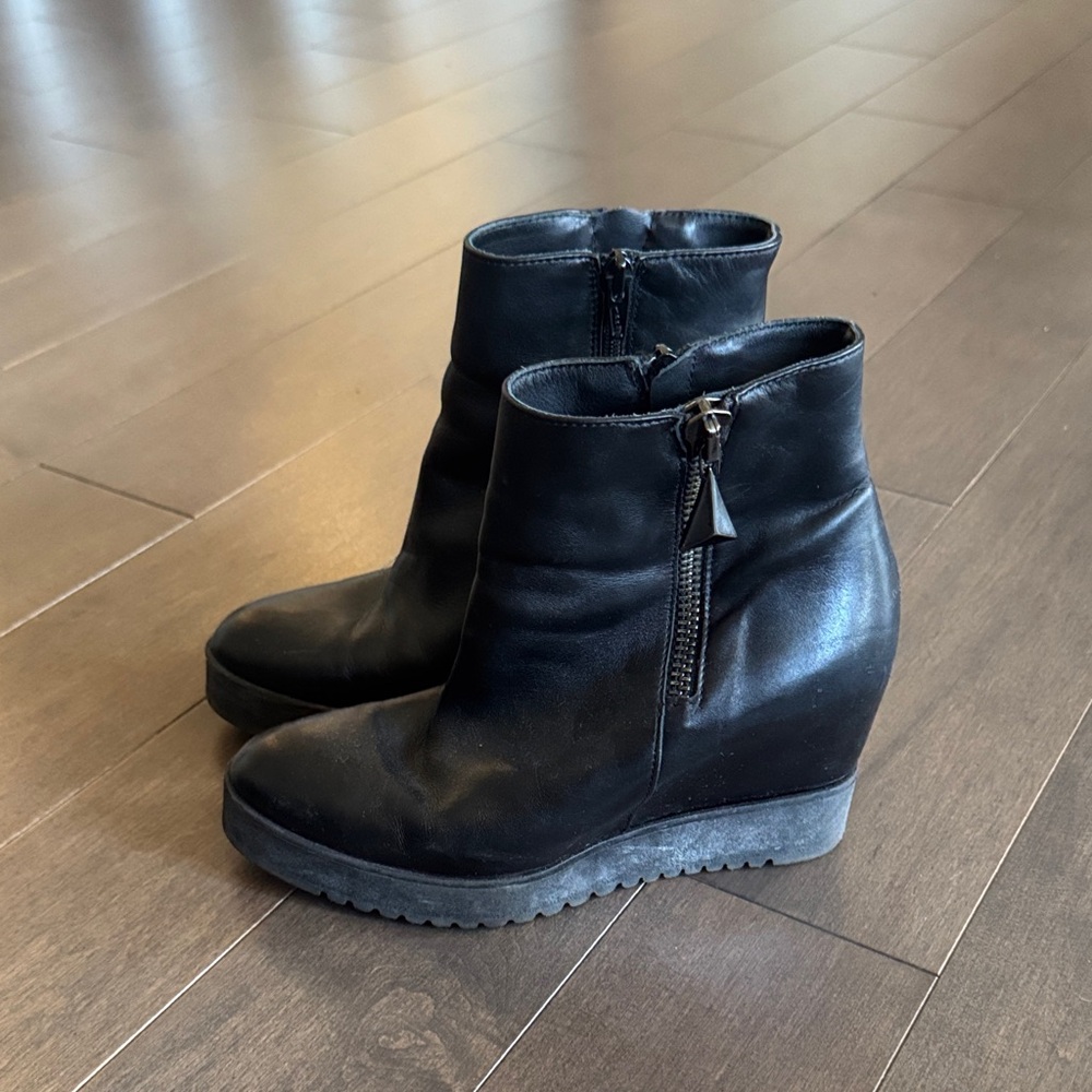 Elegant Black Wedge Ankle Boots